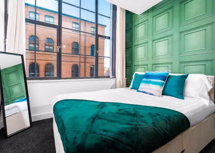 Luxury Sea Blue-Birmingham Central Apartment
