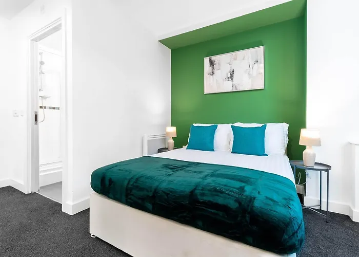 Luxury Sea Blue-Birmingham Central Apartment